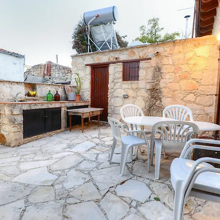 Komi House By Trulycyprus Guest house