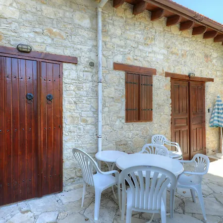 Komi House By Trulycyprus Guest house Lofou