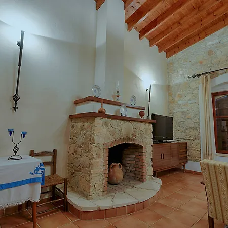 Guest house Komi House By Trulycyprus Lofou